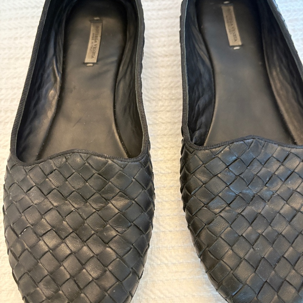 Bottega Veneta Black Interior Label Detail